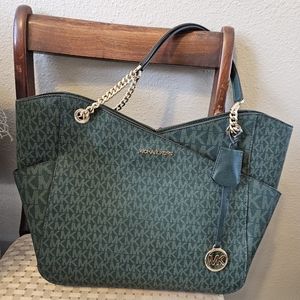 Michael Kors purse